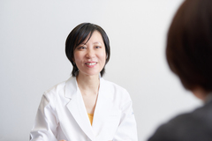 更年期に増える抜け毛や薄毛、どうすればいい？